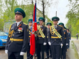 персональные парады для ветеранов прошли в Смоленске - фото - 17