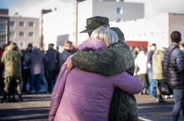 смолян, призванных в рамках частичной мобилизации, проводили в зону проведения СВО - фото - 1